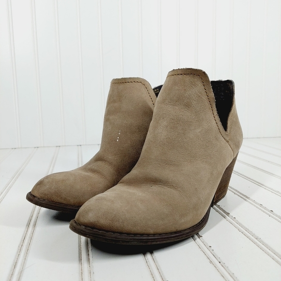 Steve Madden Adelphie Leather Almond Toe Cut Out Ankle  Booties  E979 - Picture 2 of 12